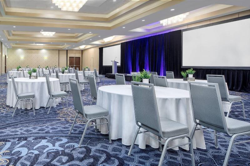 Delta Hotels By Marriott Philadelphia Airport