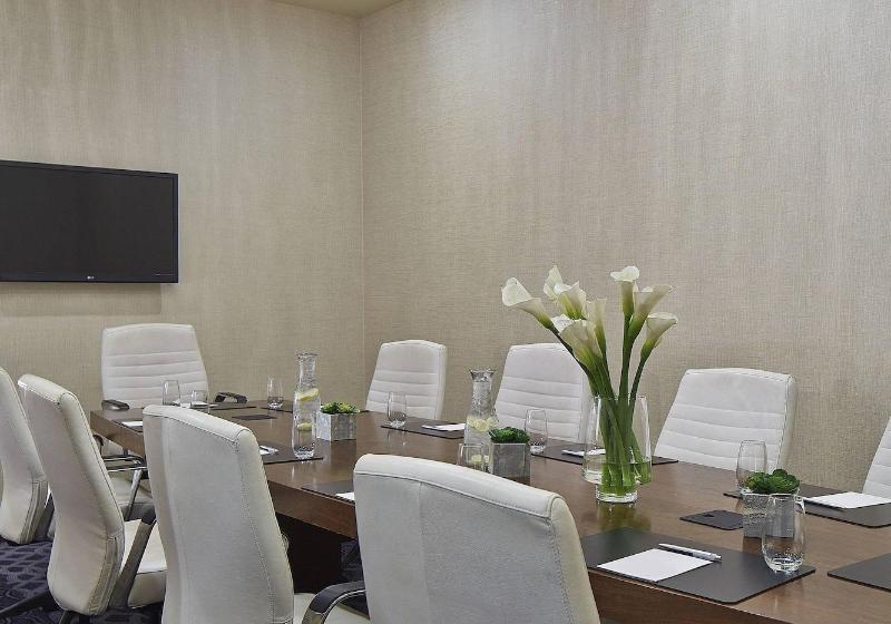 Delta Hotels By Marriott Philadelphia Airport