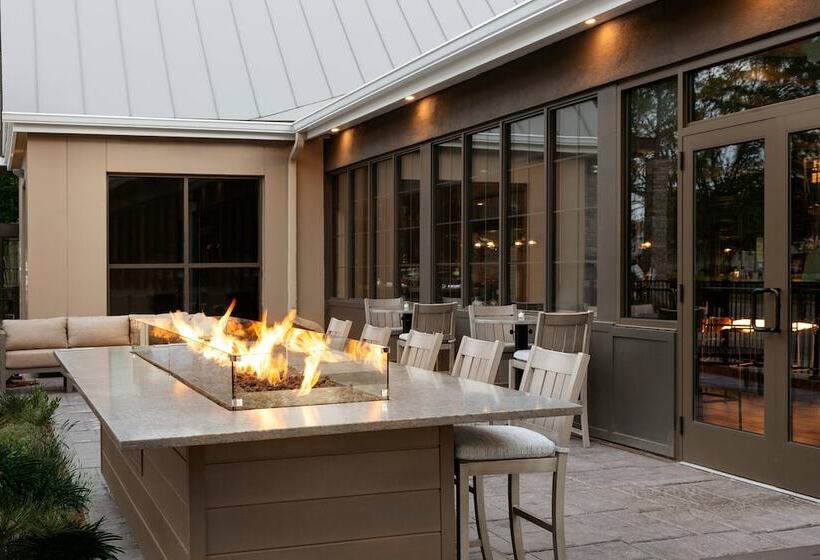 Delta Hotels By Marriott Burlington