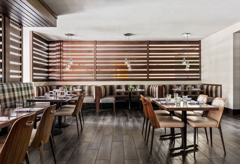 Delta Hotels By Marriott Burlington