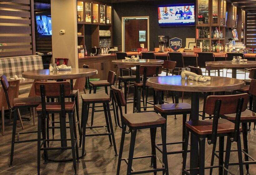 Delta Hotels By Marriott Burlington