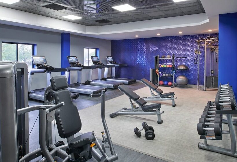 Delta Hotels By Marriott Detroit Novi