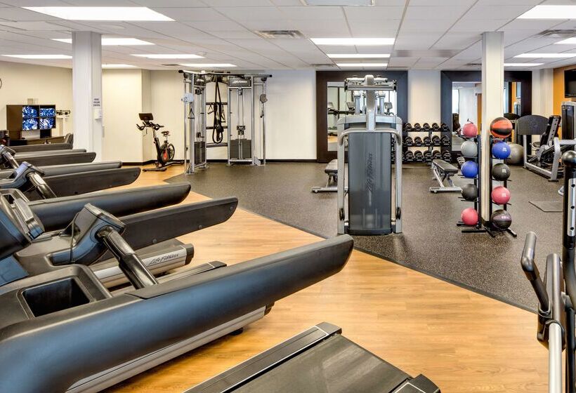 Doubletree By Hilton Hotel & Suites Pittsburgh Downtown