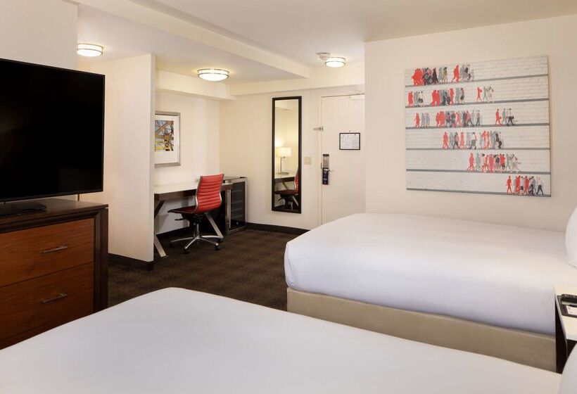 Doubletree By Hilton Hotel & Suites Pittsburgh Downtown