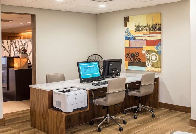 Doubletree By Hilton Hotel & Suites Pittsburgh Downtown