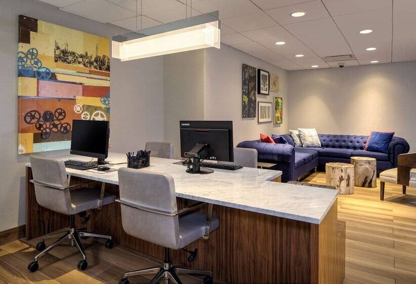 Doubletree By Hilton Hotel & Suites Pittsburgh Downtown