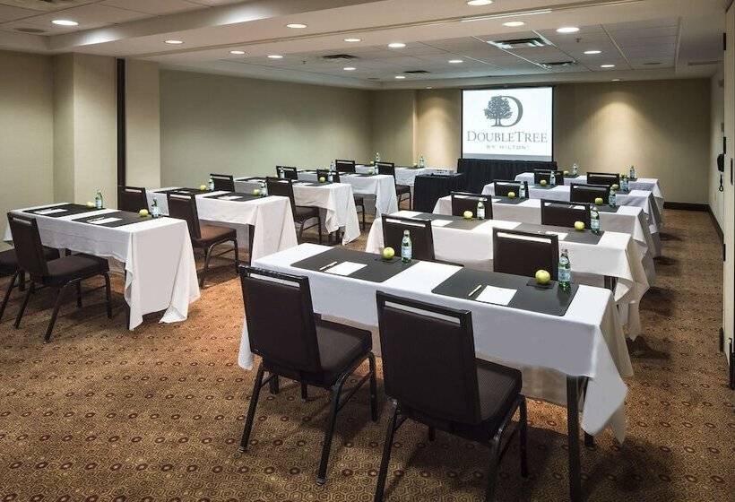 Doubletree By Hilton Hotel & Suites Pittsburgh Downtown