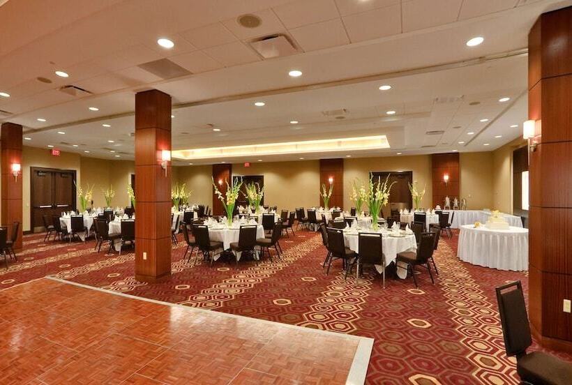 Doubletree By Hilton Hotel & Suites Pittsburgh Downtown