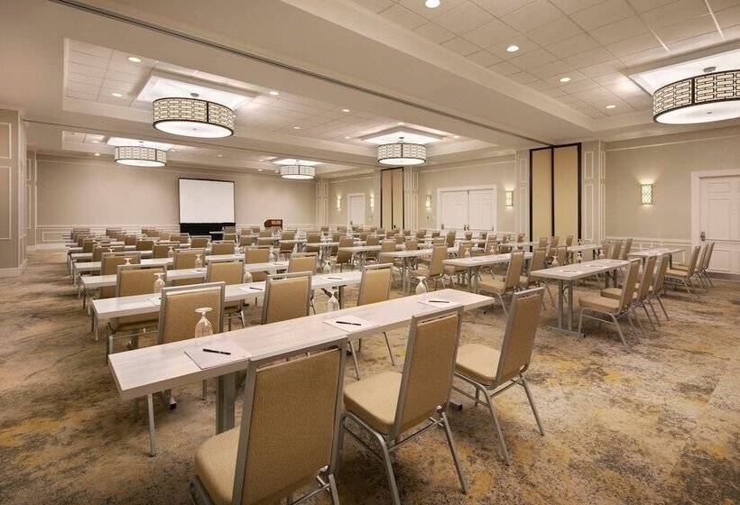 فندق Doubletree By Hilton Atlanta   Roswell
