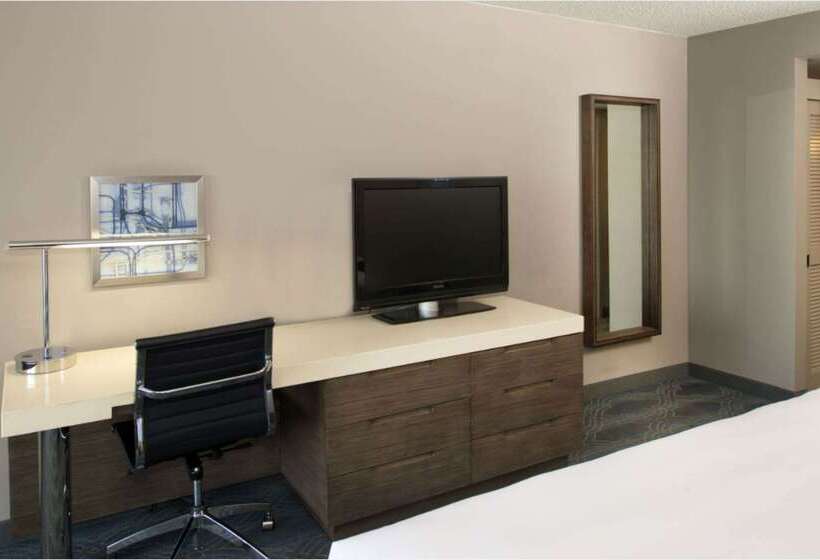 酒店 Doubletree By Hilton Bloomington Minneapolis South