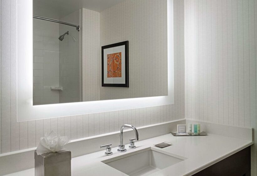 Doubletree By Hilton Hotel Bristol, Connecticut