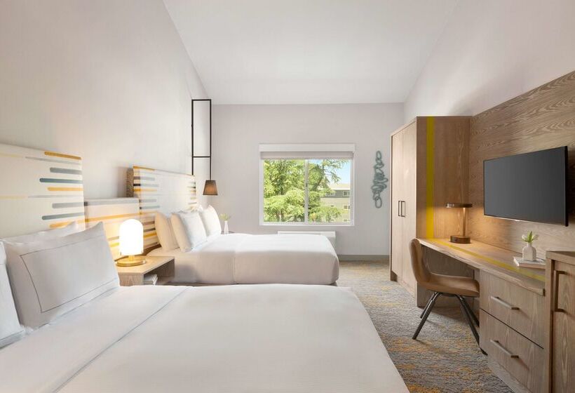 فندق Doubletree By Hilton Campbell  Pruneyard Plaza