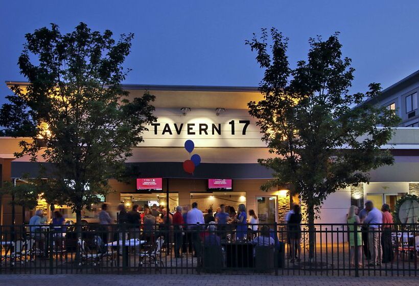 בית מלון כפרי Doubletree By Hilton  Mahwah