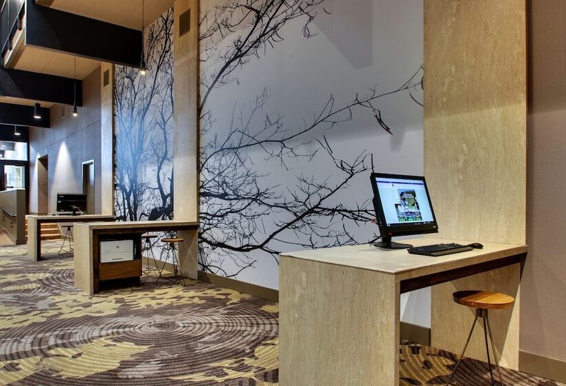 ホテル Doubletree By Hilton Mt. Vernon