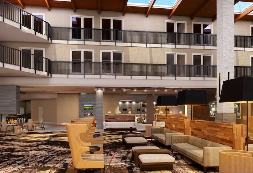 ホテル Doubletree By Hilton Mt. Vernon