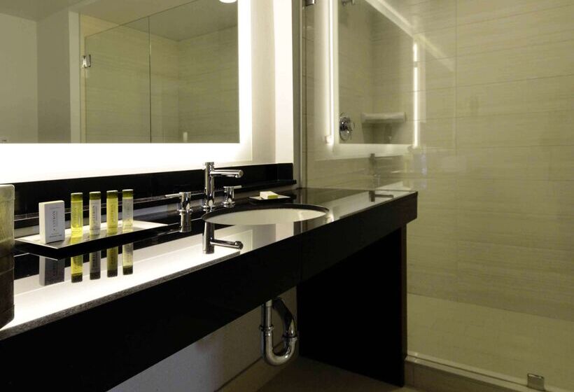 ホテル Doubletree By Hilton Newarkfremont