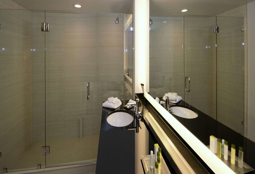 ホテル Doubletree By Hilton Newarkfremont