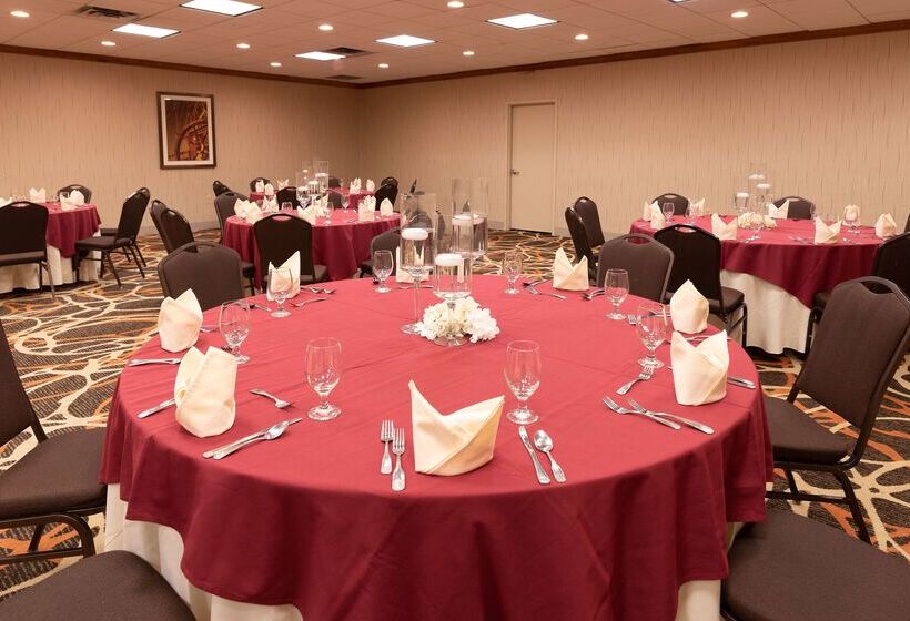Doubletree By Hilton Hotel Norfolk Airport