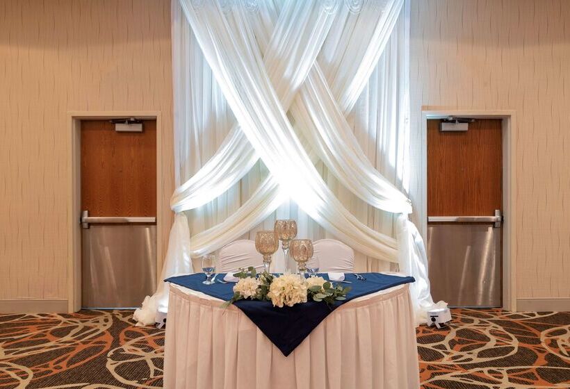 Doubletree By Hilton Hotel Norfolk Airport