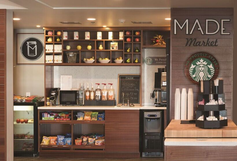 Doubletree By Hilton Hotel Racine Harbourwalk