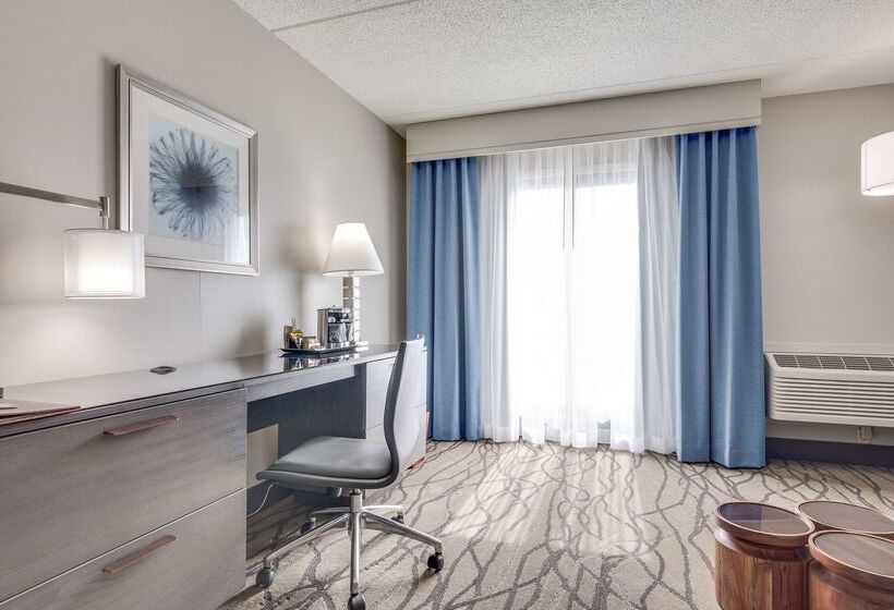 Doubletree By Hilton Hotel Racine Harbourwalk