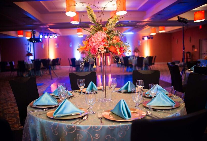 فندق Doubletree By Hilton Springfield
