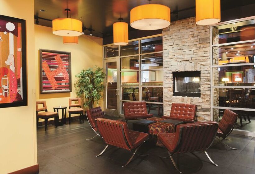 فندق Doubletree By Hilton Springfield