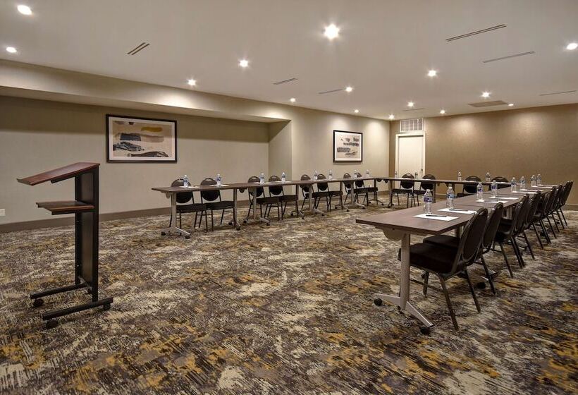 호텔 Doubletree By Hilton St. Louis Airport