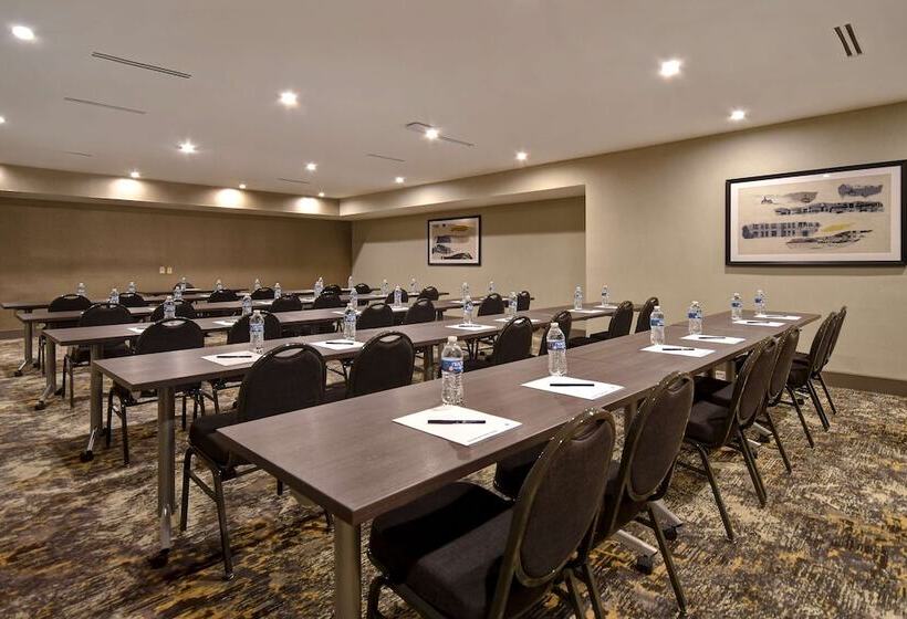 호텔 Doubletree By Hilton St. Louis Airport