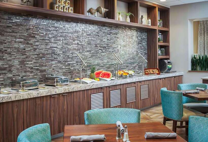 Doubletree By Hilton Hotel West Palm Beach Airport