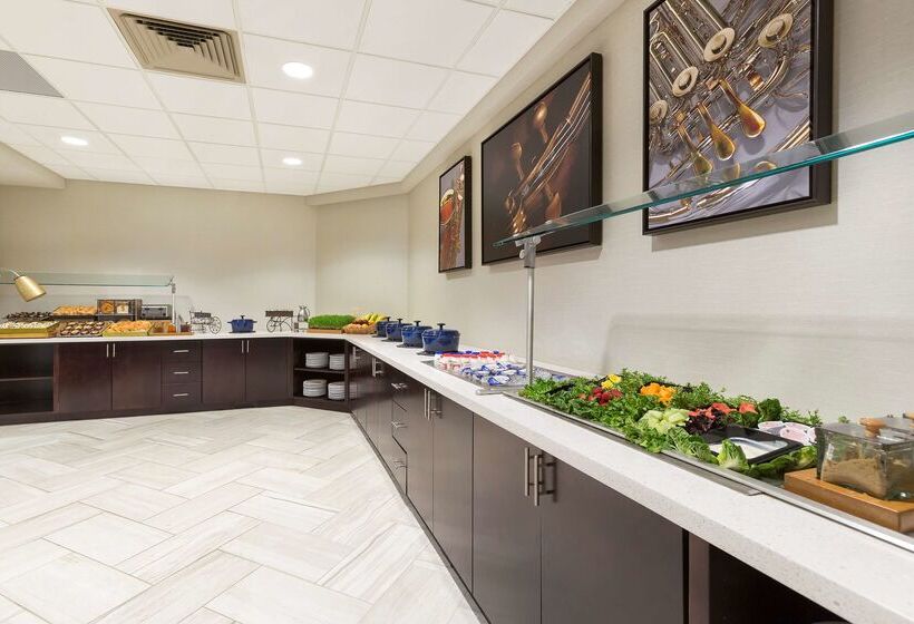 هتل Doubletree Suites By Hilton Nashville Airport