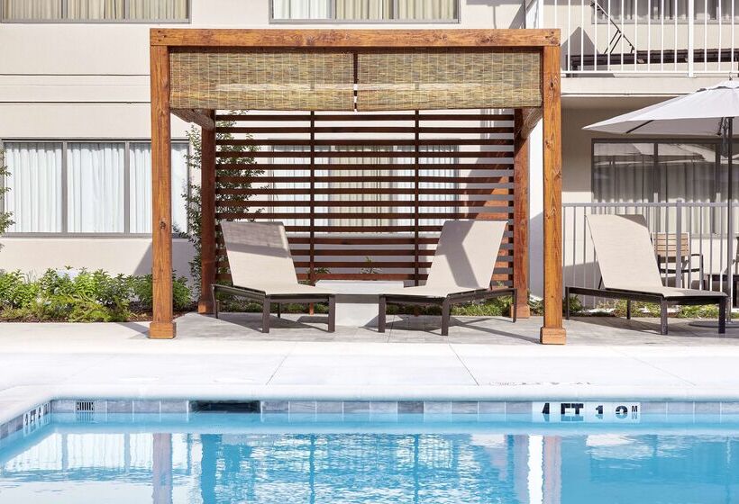 هتل Doubletree Suites By Hilton Nashville Airport