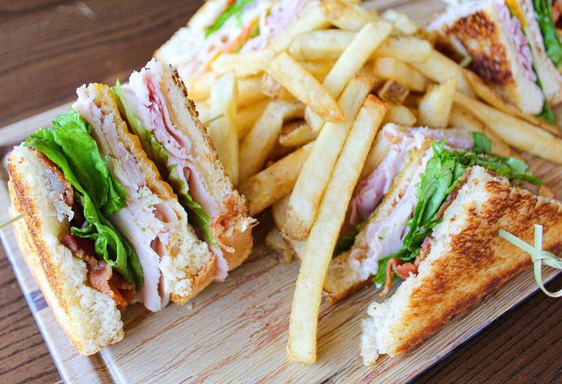 호텔 Doubletree By Hilton Memphis Downtown