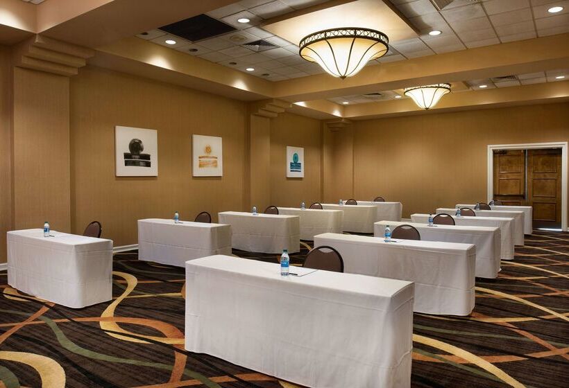 호텔 Doubletree By Hilton Memphis Downtown