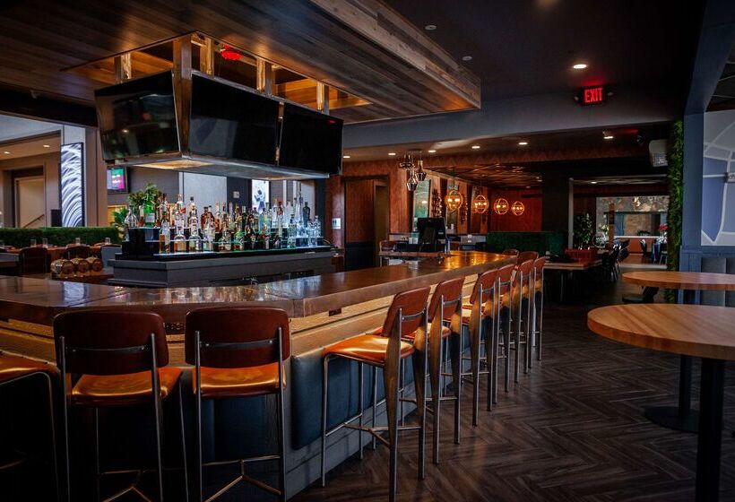 فندق Doubletree Suites By Hilton Htl & Conf Cntr Downers Grove