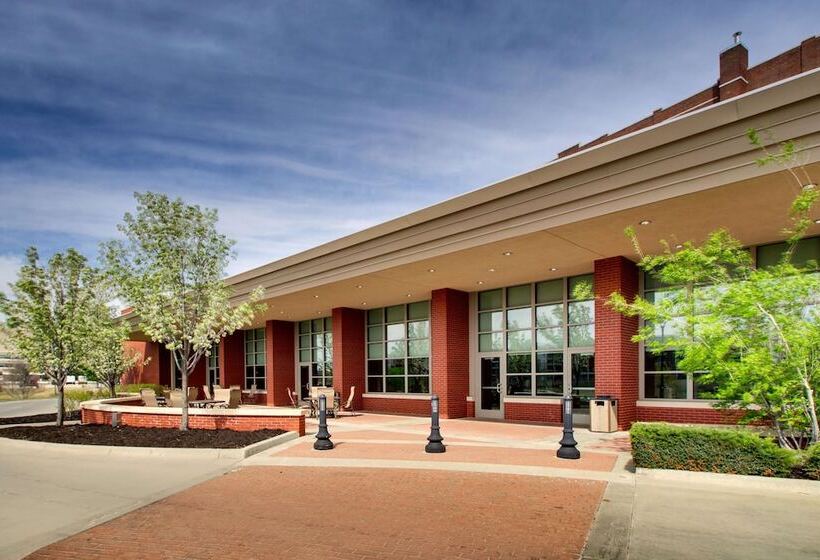 Drury Plaza Hotel Broadview Wichita