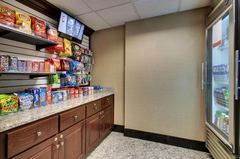 Drury Plaza Hotel Broadview Wichita