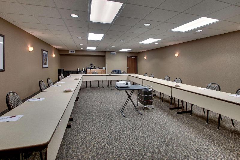 Drury Plaza Hotel Broadview Wichita