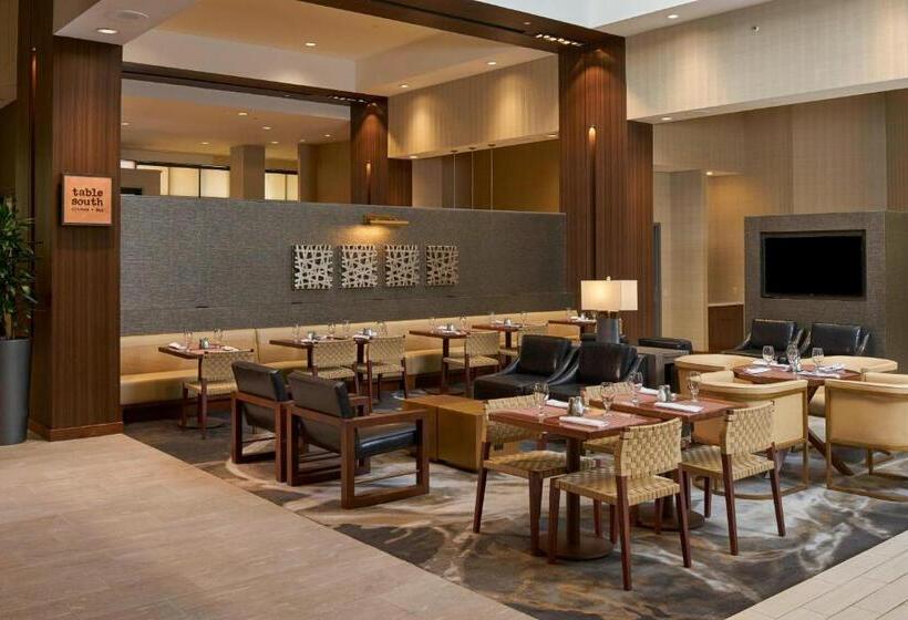 בית מלון כפרי Durham Marriott City Center