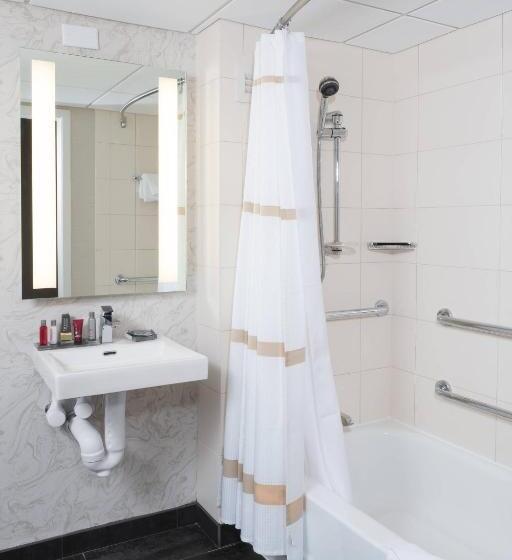 בית מלון כפרי Durham Marriott City Center