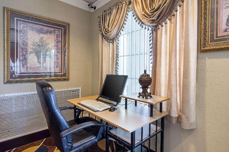 فندق Econo Lodge