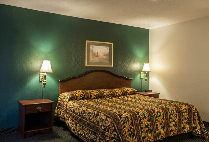 فندق Econo Lodge Inn & Suites Lumberton