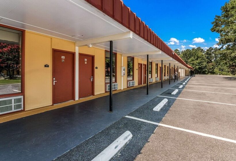 فندق Econo Lodge Pocomoke City Hwy 13