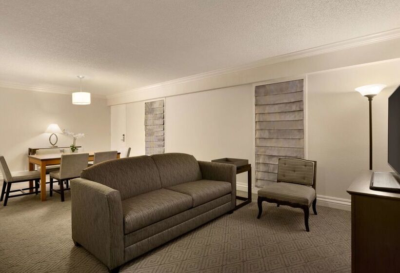 فندق Embassy Suites Boca Raton