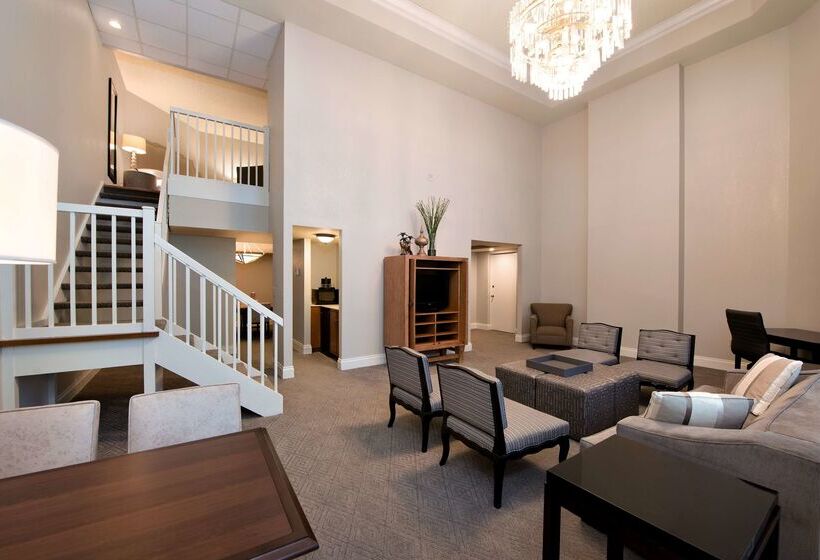 فندق Embassy Suites Boca Raton