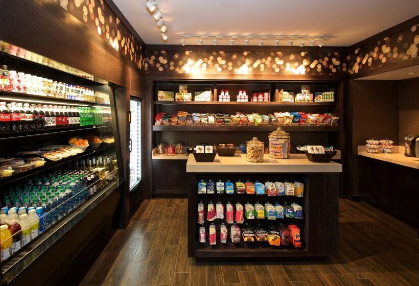 هتل Embassy Suites By Hilton Flagstaff