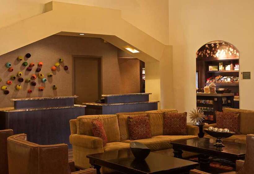 هتل Embassy Suites By Hilton Flagstaff