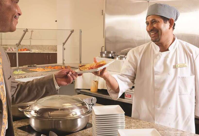 هتل Embassy Suites By Hilton Nashville Airport