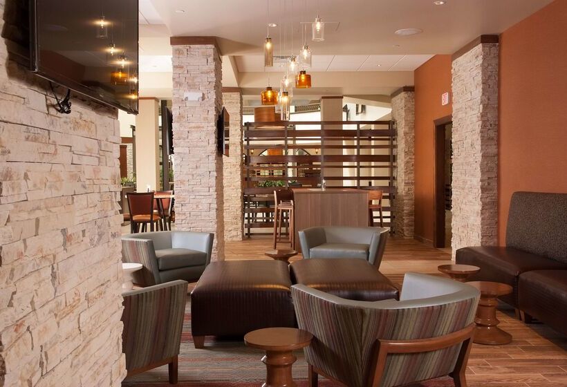 هتل Embassy Suites By Hilton Nashville Airport