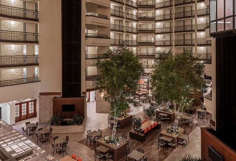هتل Embassy Suites By Hilton Nashville Airport